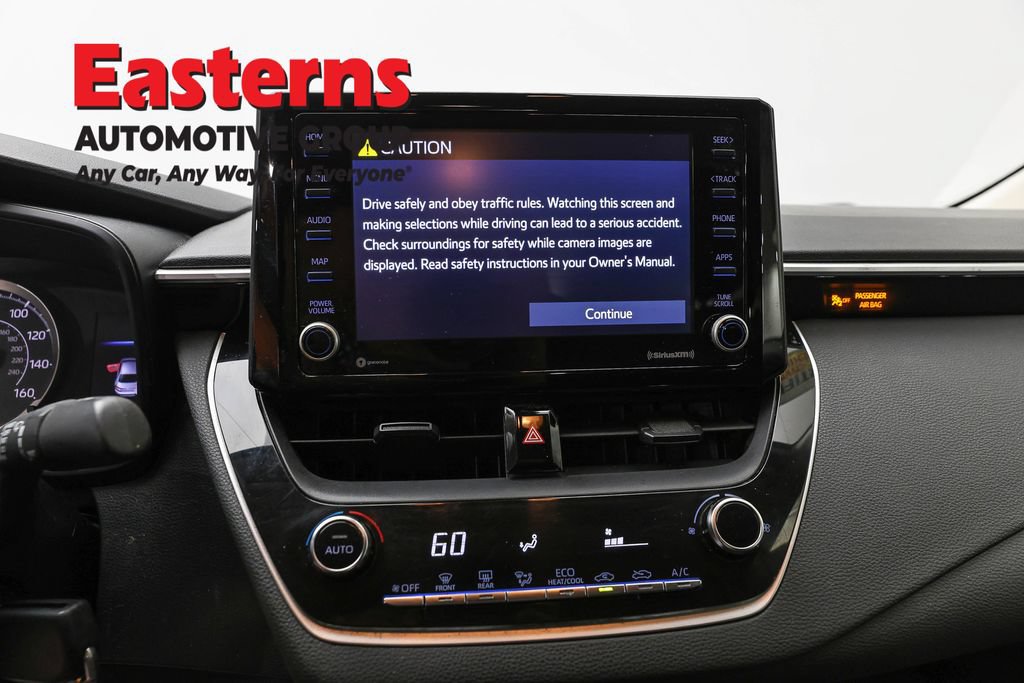 Used 2022 Toyota Corolla LE FWD image 12