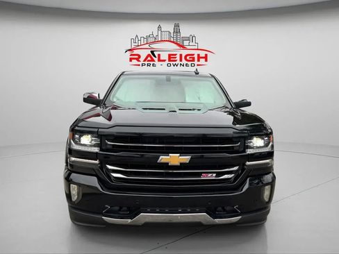 Used 2017 Chevrolet Silverado 1500 LTZ Z71 w/ LTZ Plus Package image 3