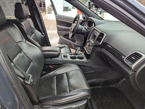 Used 2018 Jeep Grand Cherokee Trailhawk w/ Trailhawk Luxury Group image 22