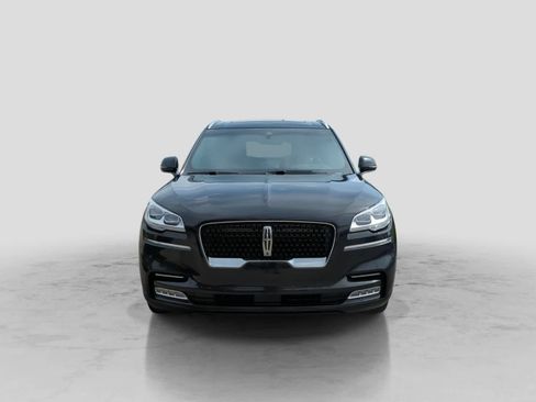 Used 2022 Lincoln Aviator Reserve w/ Equipment Group 201A AWD/4WD image 3