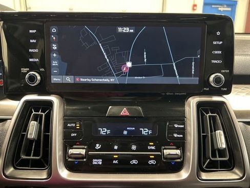 Used 2023 Kia Sorento EX AWD/4WD image 33