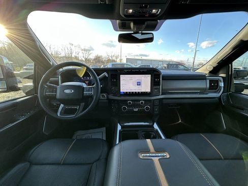 Used 2024 Ford F350 Platinum image 3