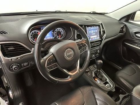 Used 2020 Jeep Cherokee Limited AWD/4WD image 14