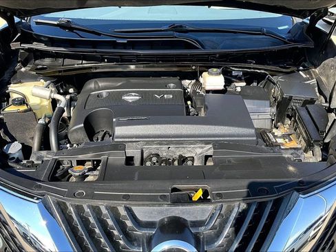 Used 2018 Nissan Murano SL w/ Cargo Package image 12