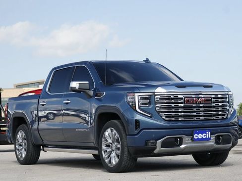 Used 2025 GMC Sierra 1500 Denali AWD/4WD image 26