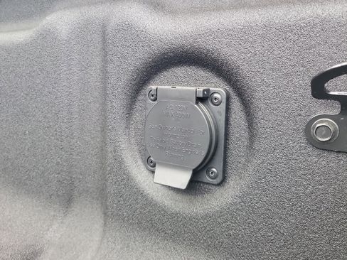 New 2026 Nissan Frontier Pro-X w/ Pro Premium Package RWD image 7