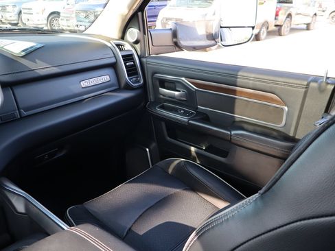 Used 2022 RAM 3500 Laramie AWD/4WD image 26