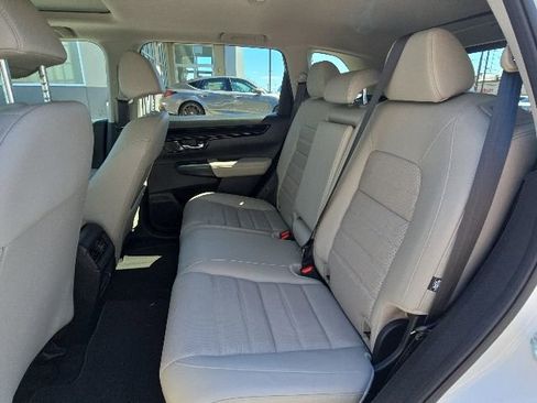 Used 2024 Honda CR-V EX-L image 13