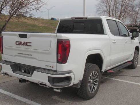 Used 2021 GMC Sierra 1500 AT4 w/ AT4 Preferred Package image 2