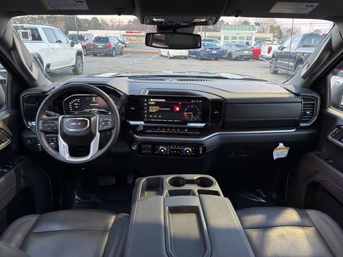 Used 2025 GMC Sierra 1500 SLT image 22