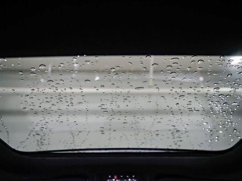 New 2025 Mercedes-Benz EQB 300 4MATIC image 11