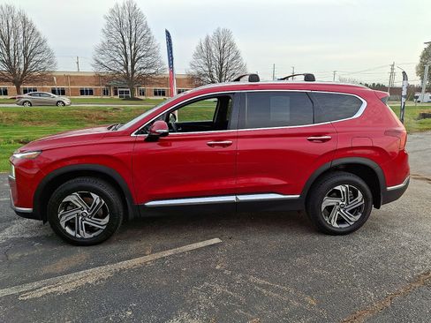 Used 2021 Hyundai Santa Fe SEL w/ Convenience Package image 5