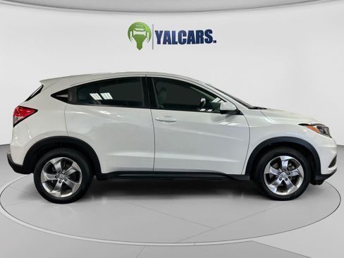 Used 2020 Honda HR-V LX image 6
