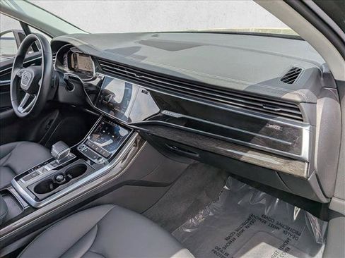 Certified 2023 Audi Q7 2.0T Premium w/ Convenience Package AWD/4WD image 24