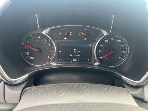 Used 2024 Chevrolet Equinox LT image 8