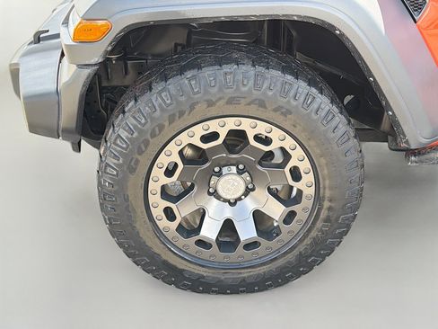 Used 2023 Jeep Wrangler Sport S image 42