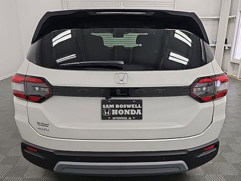 New 2025 Honda Pilot EX-L image 7