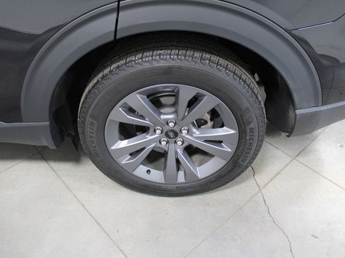 Used 2023 Ford Explorer XLT w/ Equipment Group 202A image 60