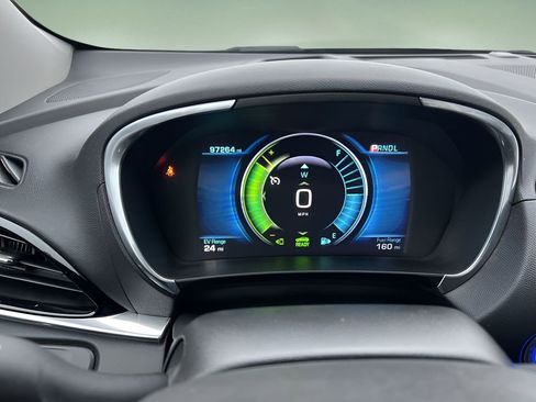 Certified 2017 Chevrolet Volt Premier w/ Driver Confidence II Package image 11