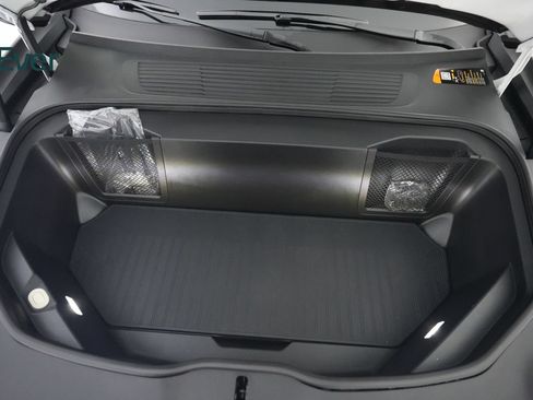 Used 2025 Rivian R1S Adventure AWD/4WD image 30