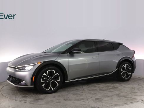 Used 2024 Kia EV6 Wind RWD image 18
