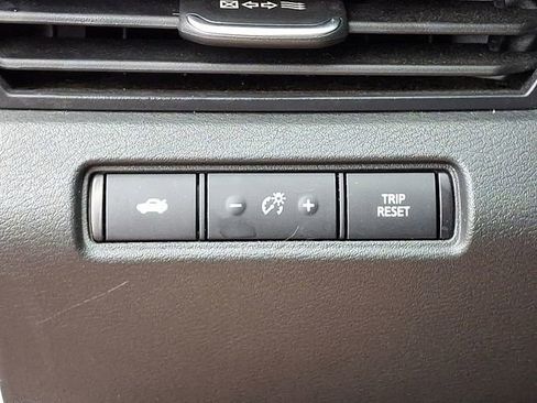 Used 2024 Nissan Altima 2.5 SV image 28