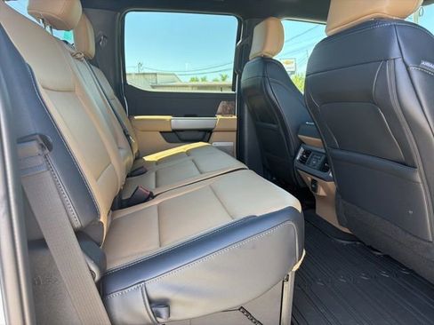 New 2026 Ford F250 Lariat w/ Chrome Package AWD/4WD image 15
