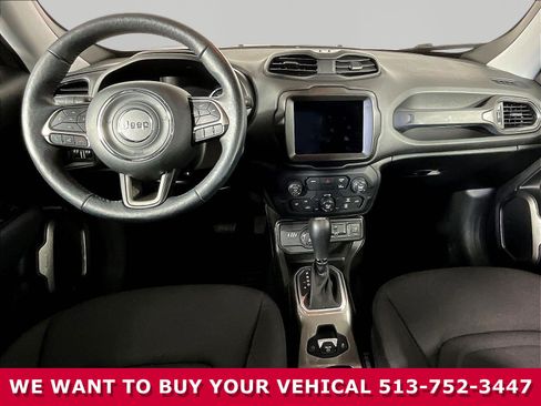 Used 2022 Jeep Renegade Latitude w/ Convenience Group AWD/4WD image 7