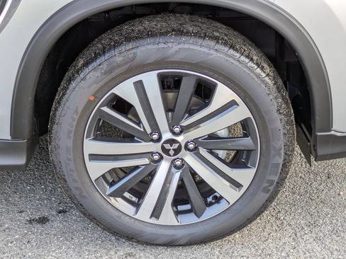 New 2025 Mitsubishi Outlander Sport SE AWD/4WD image 11