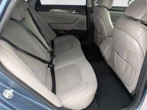 Used 2017 Hyundai Sonata Sport w/ Value Edition Package 02 image 18