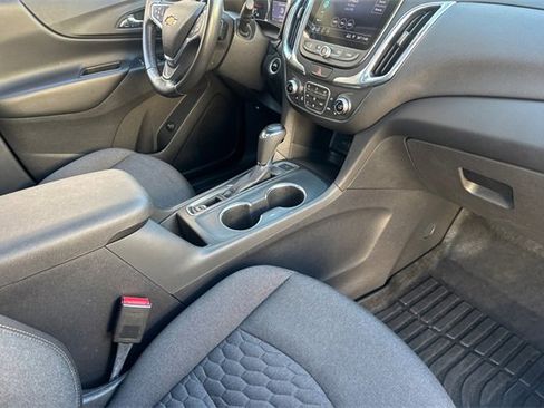 Used 2020 Chevrolet Equinox LT image 19