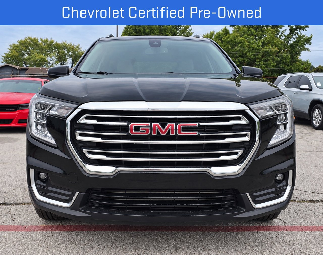 Certified 2023 GMC Terrain SLT FWD image 2