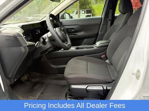 Certified 2025 Nissan Kicks S w/ Charging Package AWD/4WD image 18