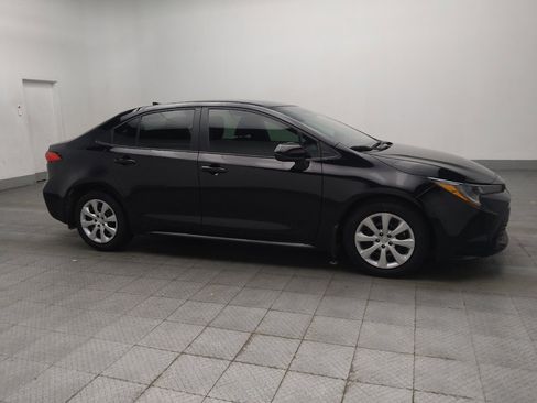 Used 2025 Toyota Corolla LE FWD image 11