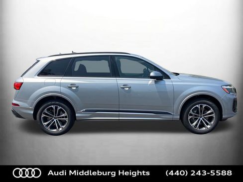 Used 2025 Audi Q7 2.0T Premium w/ Convenience Plus Package image 5