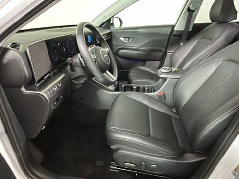 Certified 2025 Hyundai Kona Limited AWD/4WD image 12