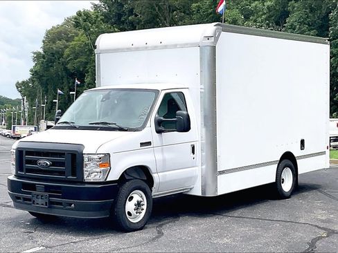New 2024 Ford E-450 and Econoline 450 Super Duty w/ Driver's Safety Package image 2
