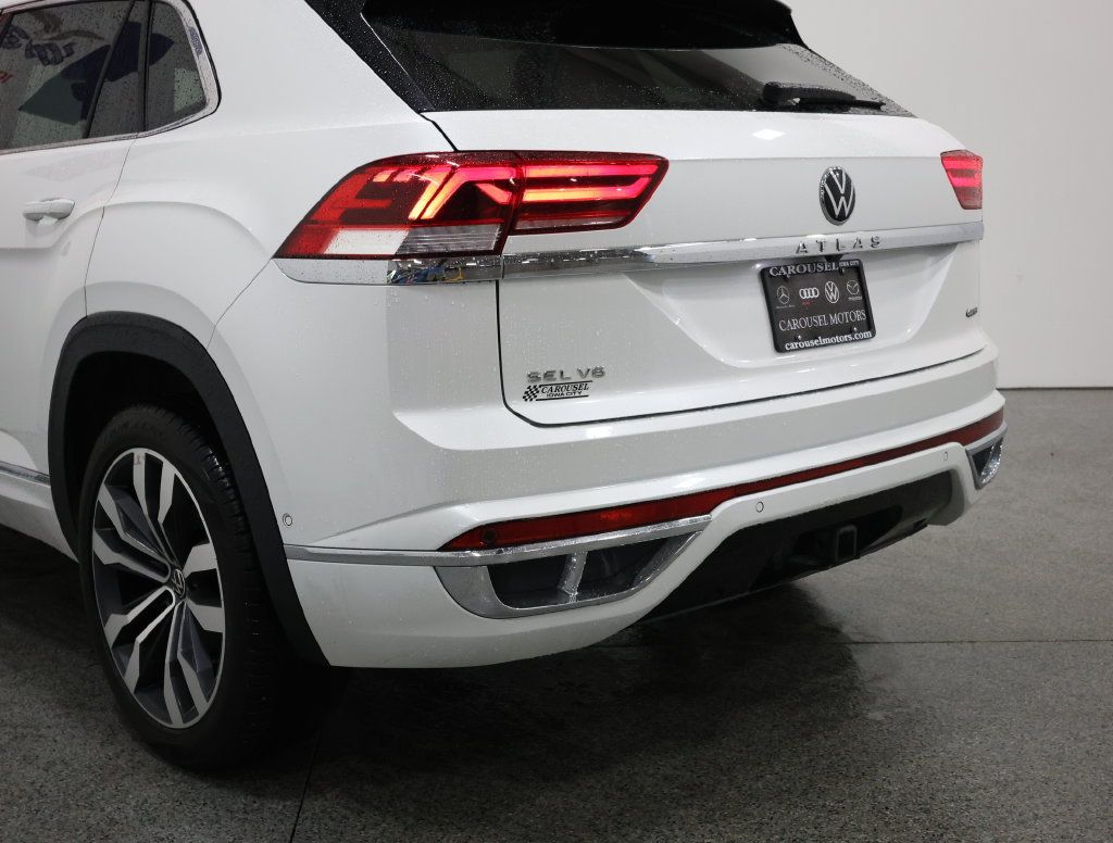 Used 2023 Volkswagen Atlas Cross Sport SEL Premium R-Line AWD/4WD image 10