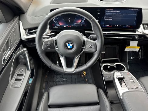 Used 2024 BMW X2 xDrive28i image 15