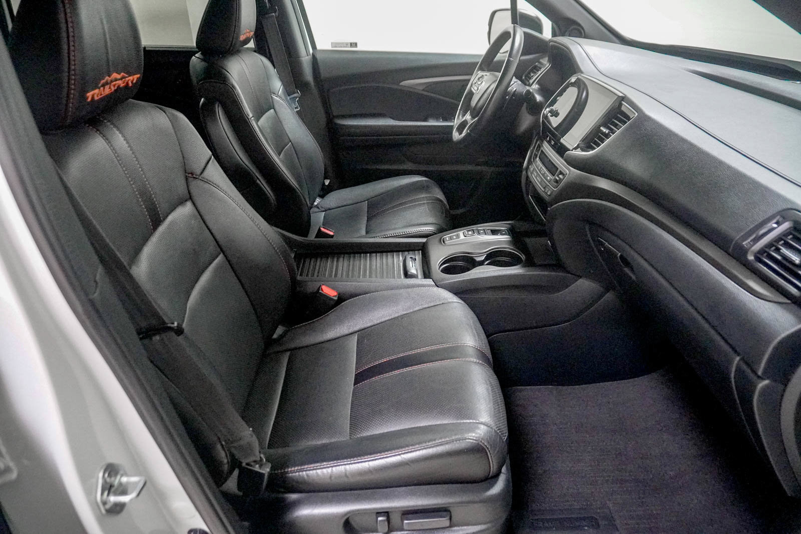 Used 2022 Honda Passport TrailSport image 32