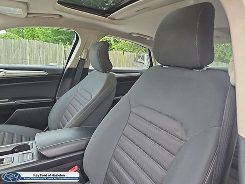 Used 2019 Ford Fusion SE FWD image 35