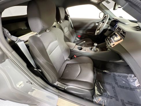 Used 2024 Nissan Z Sport w/ Floor Mat Package image 23