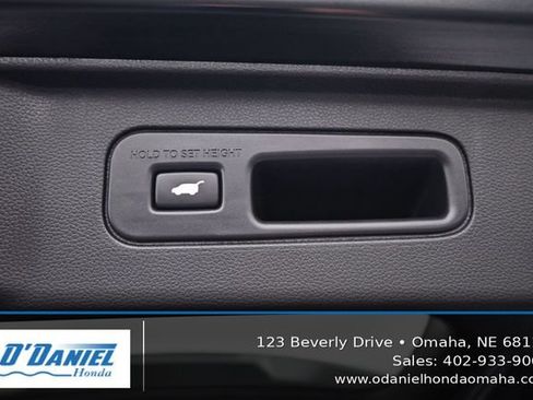 Used 2025 Honda Pilot TrailSport image 42