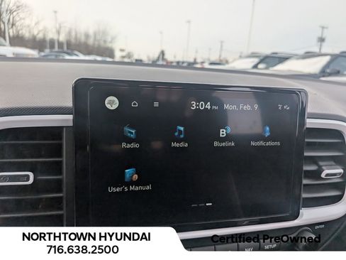Certified 2023 Hyundai Venue Limited w/ Cargo Package image 25