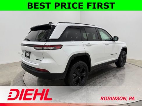 New 2025 Jeep Grand Cherokee Limited w/ Black Appearance Package image 7