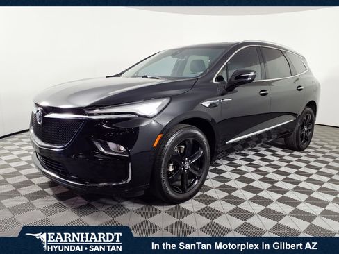 Used 2024 Buick Enclave Essence w/ Experience Buick Package FWD image 1