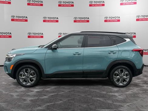 Used 2024 Kia Seltos S AWD/4WD image 8