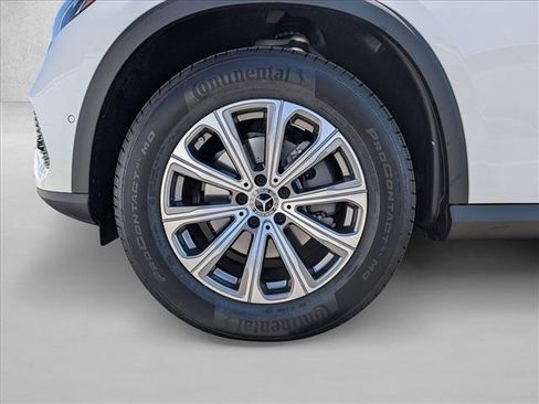 Used 2026 Mercedes-Benz GLC 300 4MATIC image 24