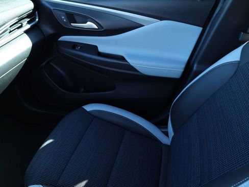 Used 2024 Buick Envista Preferred w/ Convenience I Package image 11