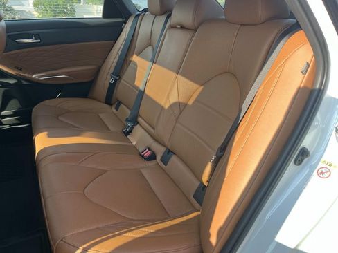 Used 2019 Toyota Avalon Limited w/ Advanced Safety Package FWD image 21